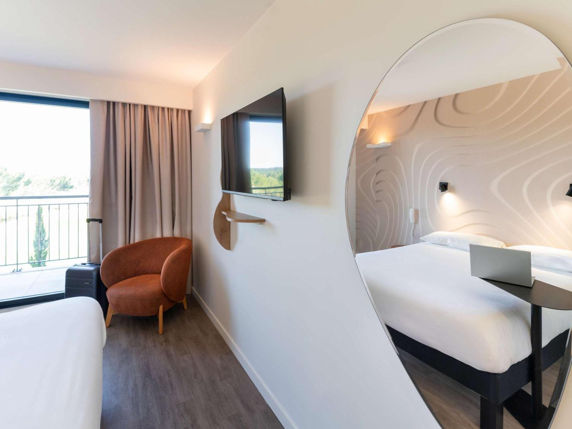 Ibis Styles Cabries Aix-En-Provence Tgv Hotel Ngoại thất bức ảnh