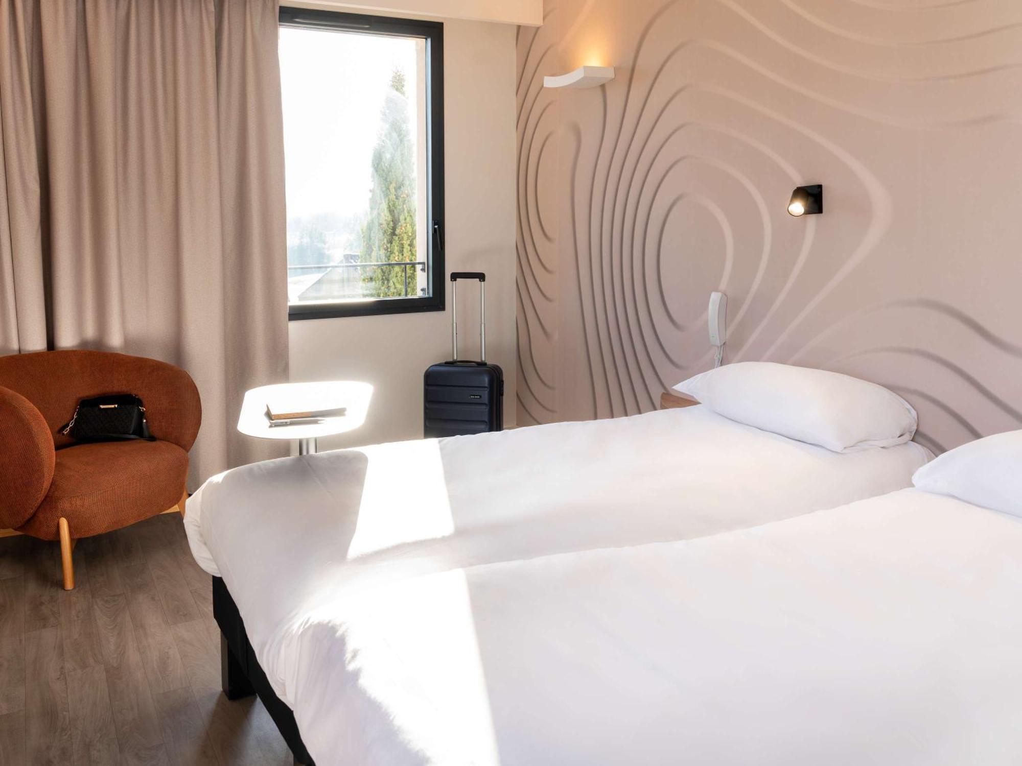 Ibis Styles Cabries Aix-En-Provence Tgv Hotel Ngoại thất bức ảnh