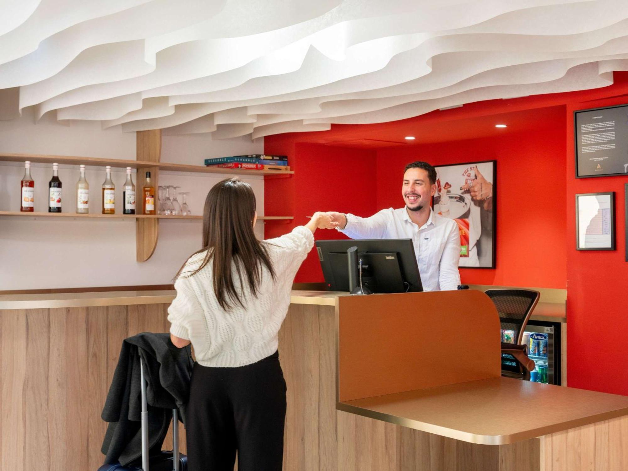 Ibis Styles Cabries Aix-En-Provence Tgv Hotel Ngoại thất bức ảnh