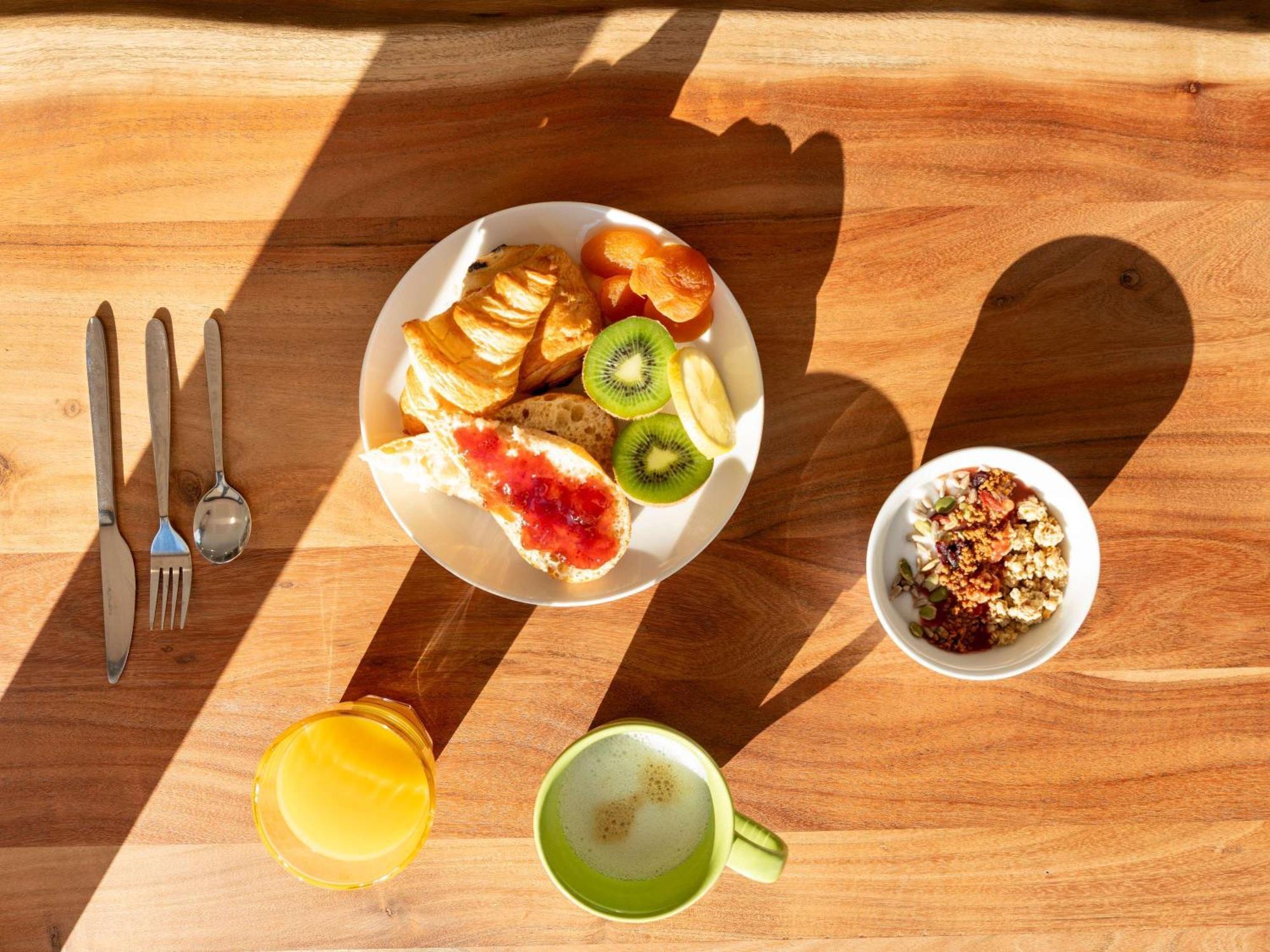 Ibis Styles Cabries Aix-En-Provence Tgv Hotel Ngoại thất bức ảnh